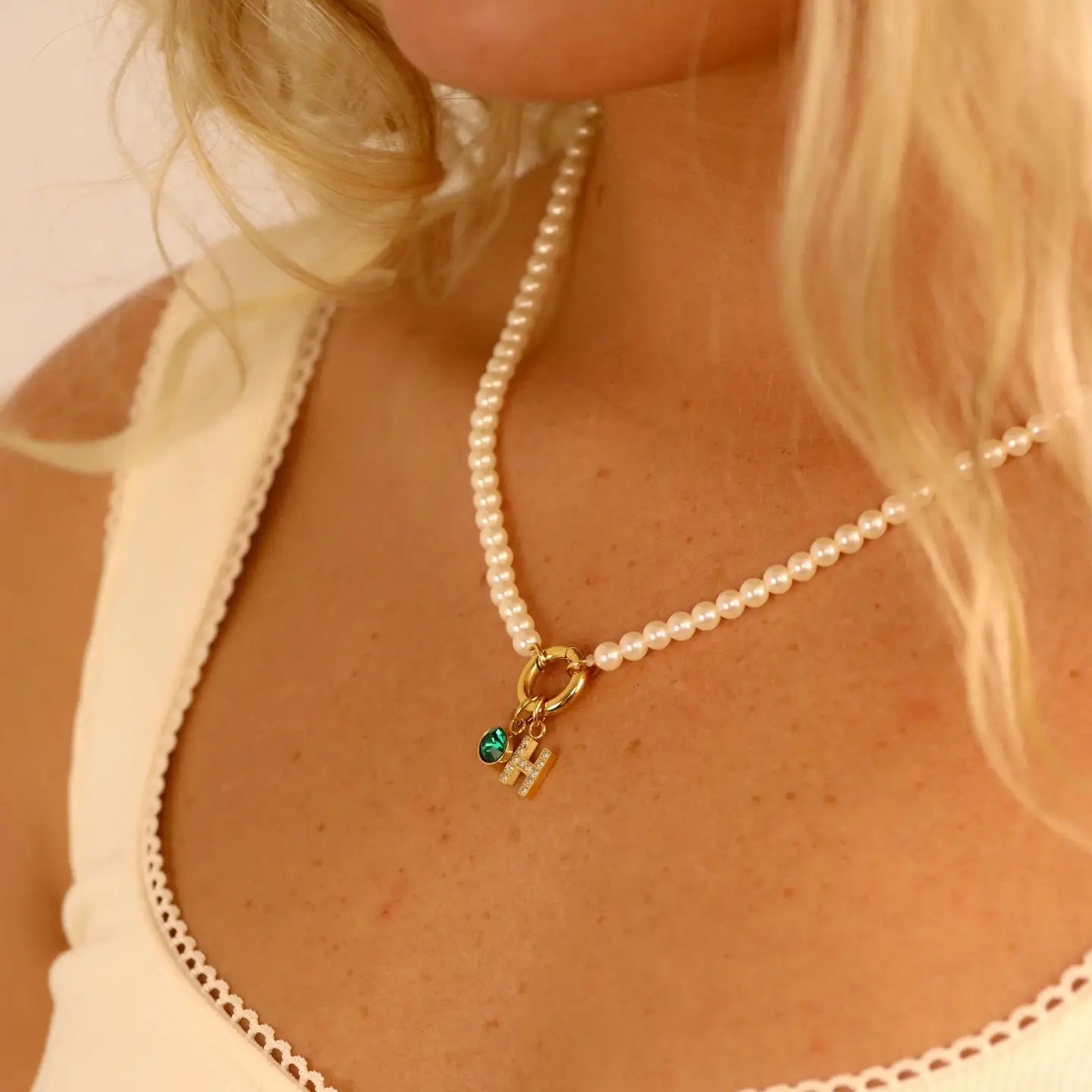 CHARM KEEPER NECKLACE - PEARL