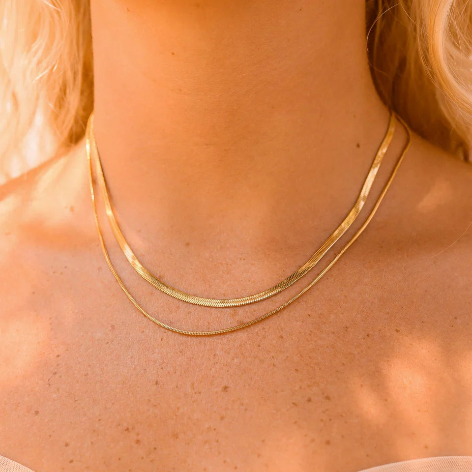 VALA SNAKE CHAIN NECKLACE