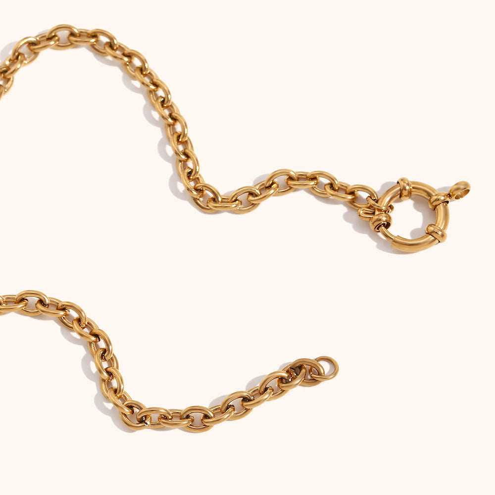 BRIAR CHARM NECKLACE