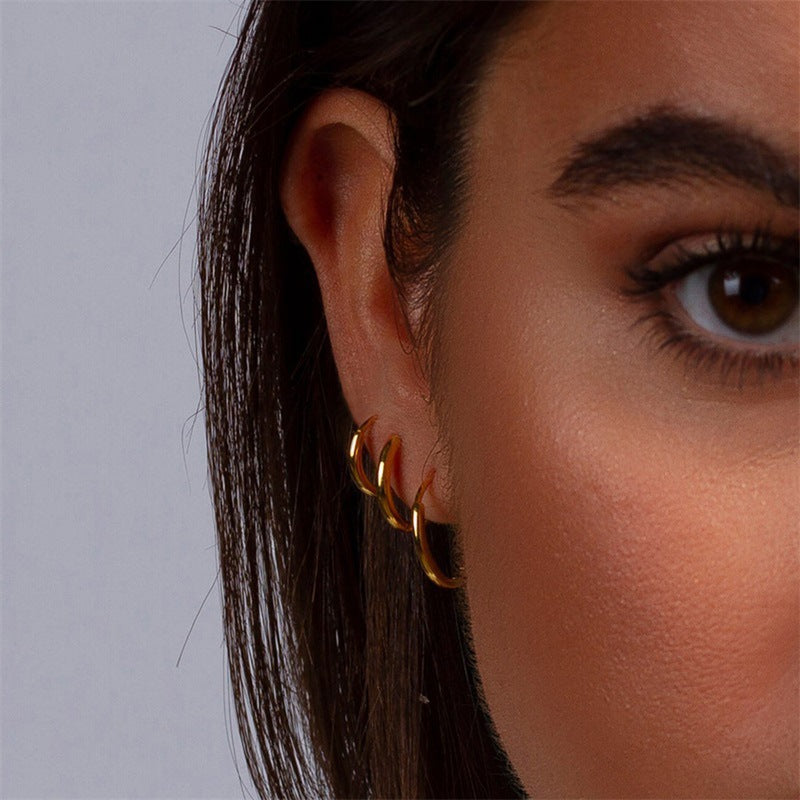 STORY HUGGIE EARRINGS