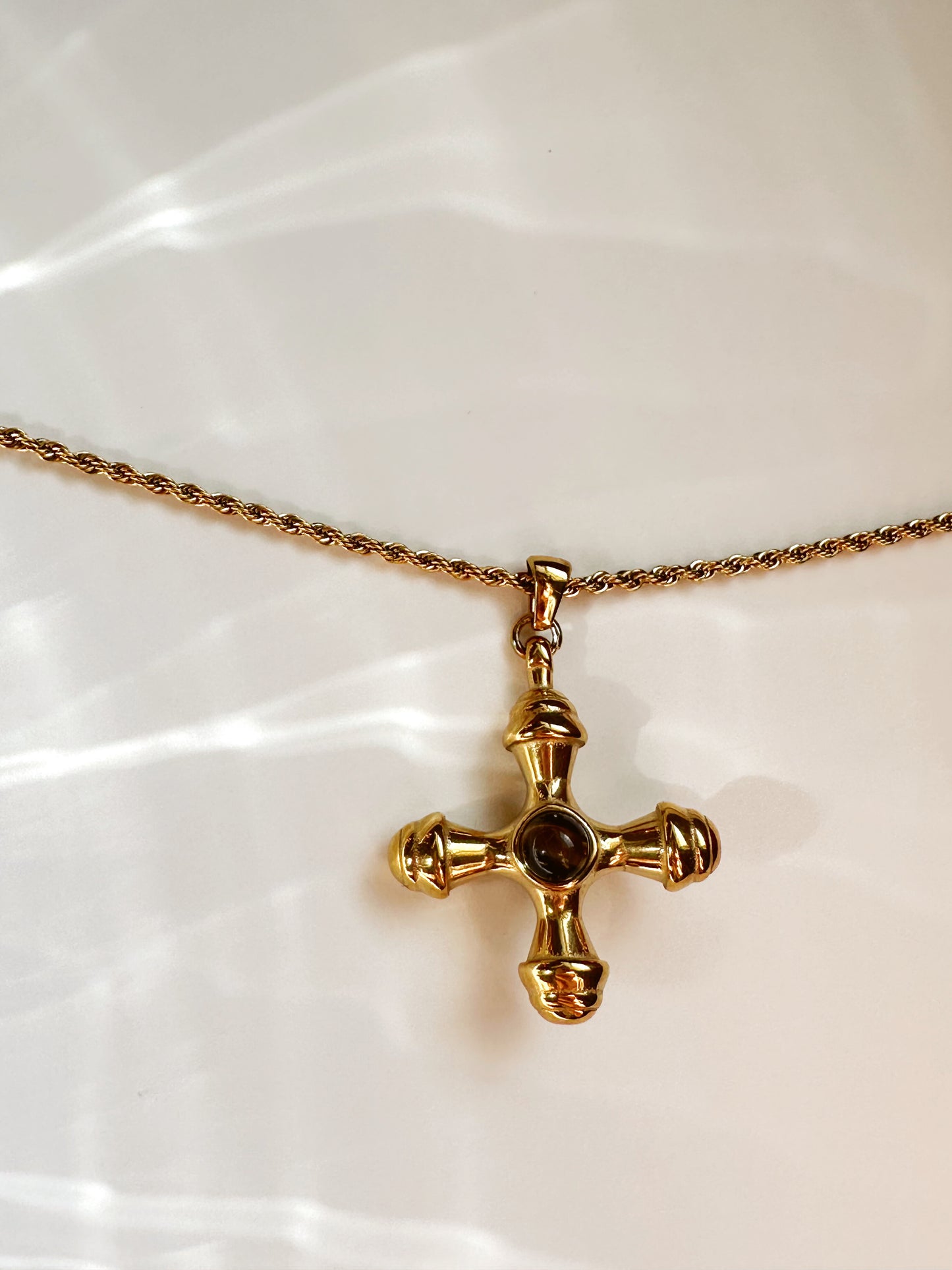 TIGER EYE PENDANT