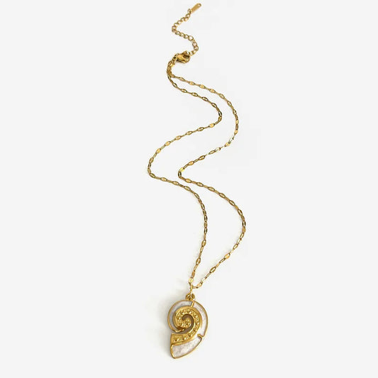 SELENE NECKLACE