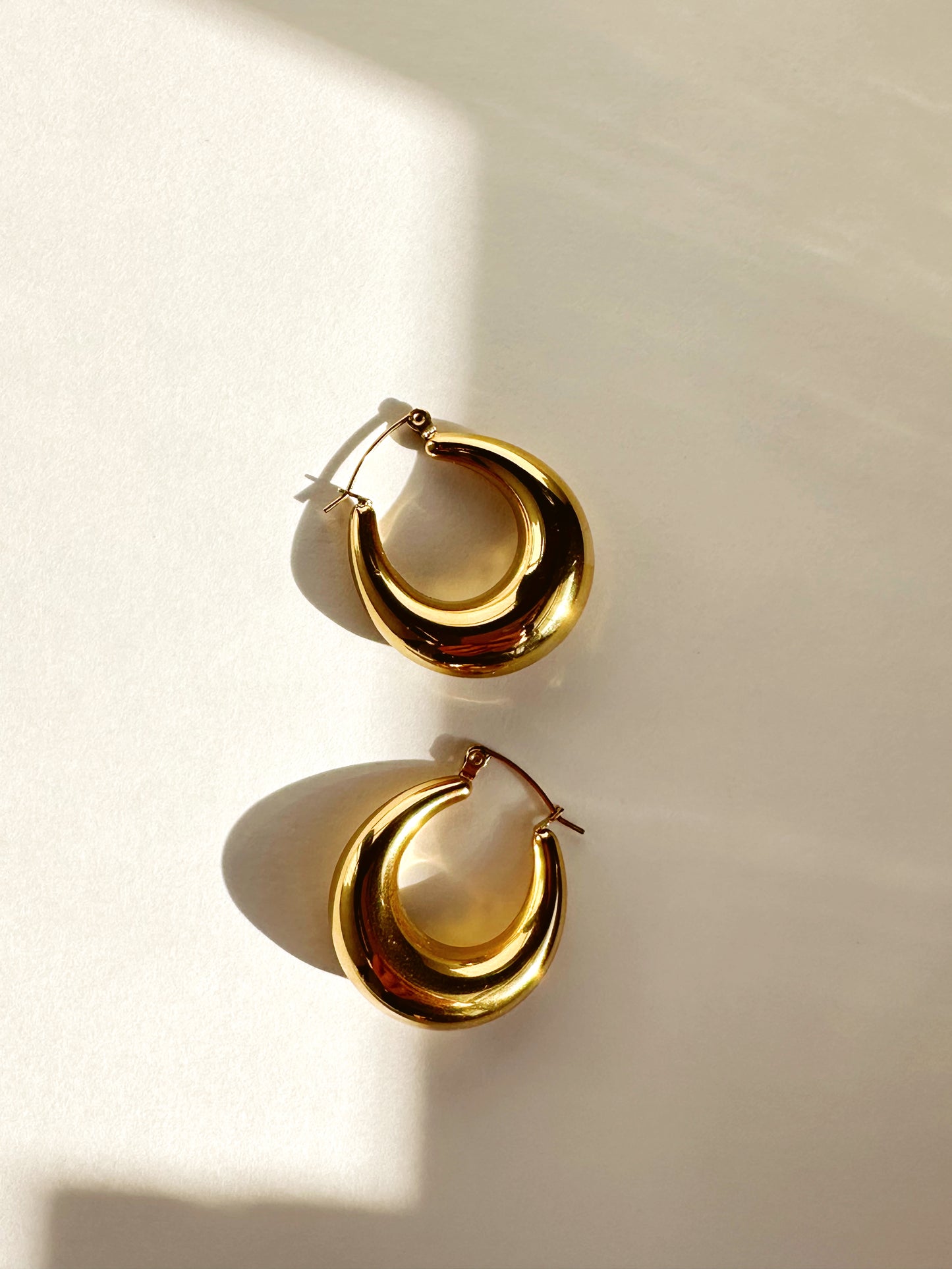 ARIA EARRINGS