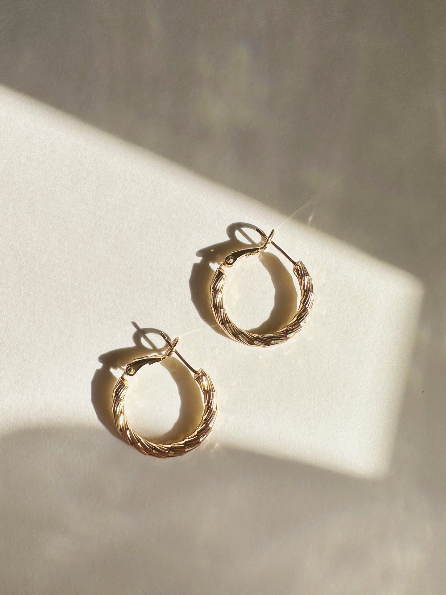 LOLA EARRINGS